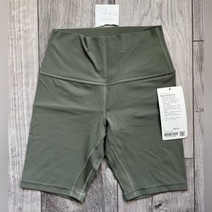 Lululemon Align Shorts 8”